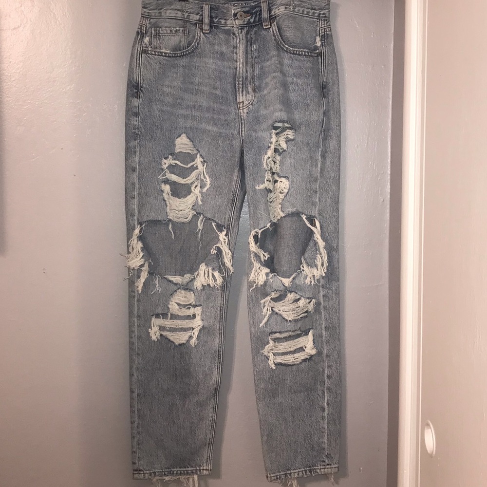 American Eagle Ripped Mom Jeans